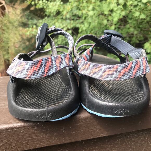 Chacos Strappy Red Blue Sandals Women’s Size 9 - Picture 4 of 9